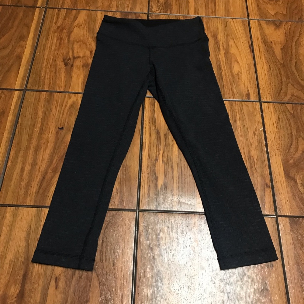 Lululemon Wunder Under Crop Gray - Picture 5 of 12